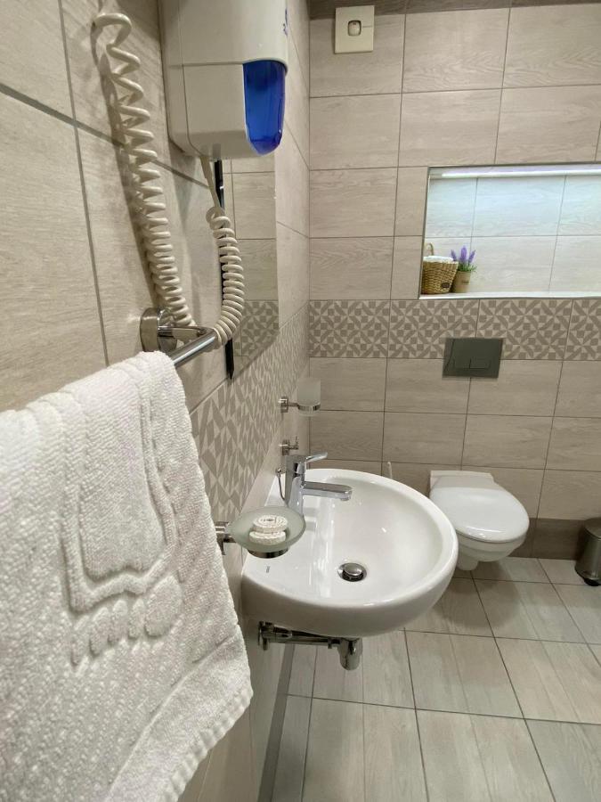 Guest Rooms Asenevtsi City Center Veliko Tarnovo Buitenkant foto